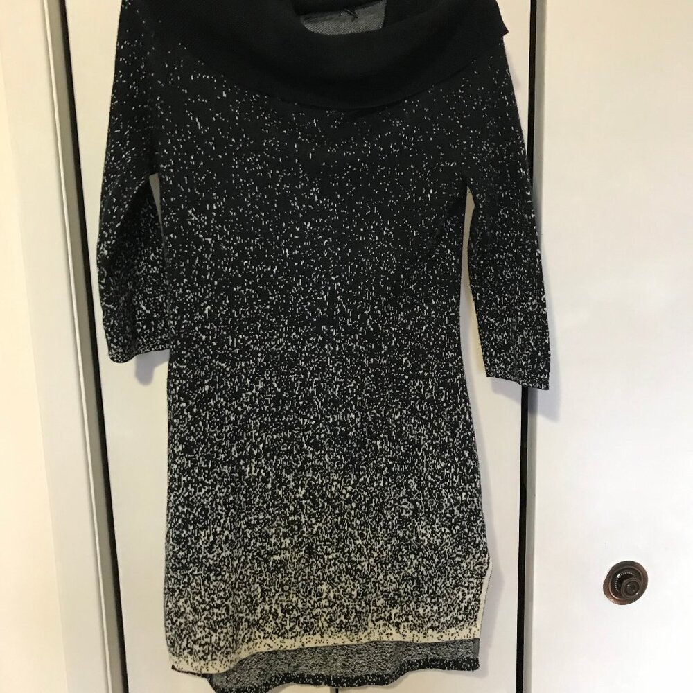 Ladies Black And White Dress Size Small